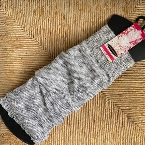 Chinese Laundry gray leg warmers